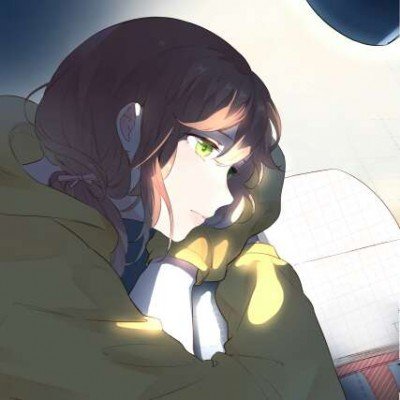 男子回应凌晨1点帮救护车开门